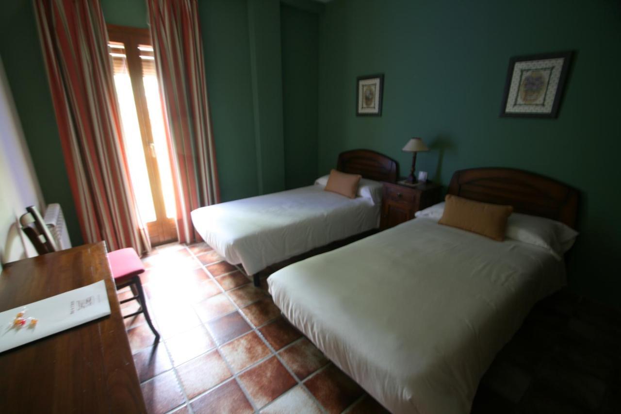 Hotel Moli de l'Hereu Ráfales Buitenkant foto